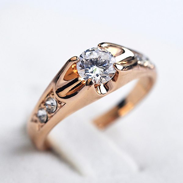 USTAR-Top-quality-Austria-Crystals-wedding-Rings-for-women-Rose-Gold-color-Engagement-Rings-Female-Anel-2.jpg